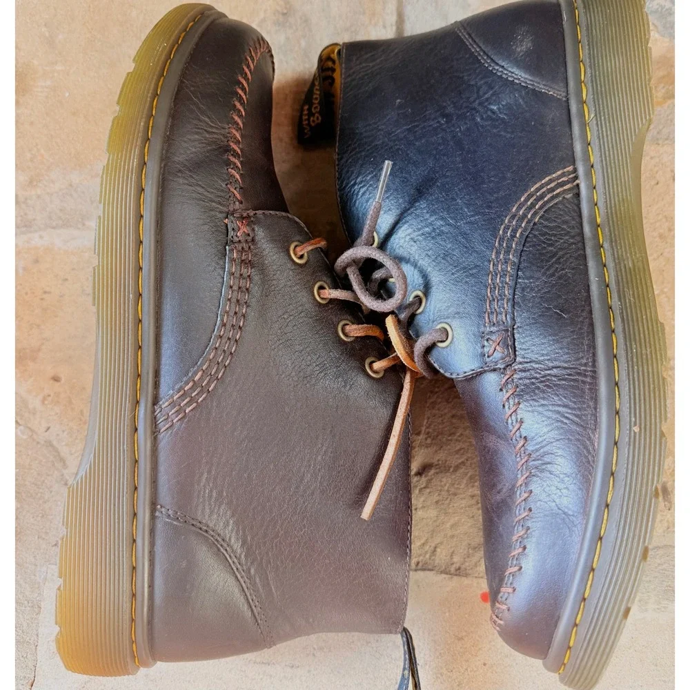 Dr. Martens Holt Chukka Boots Brown Leather SoftWair Mens US‎ 10 EU 43 (RD)